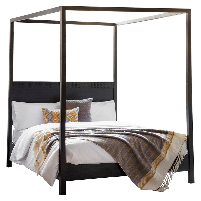 Soho Boutique 6' 4 Poster Bed