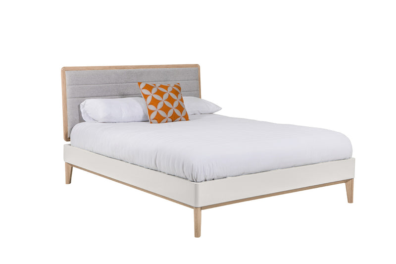 Marley Bed 5' - Cashmere Oak