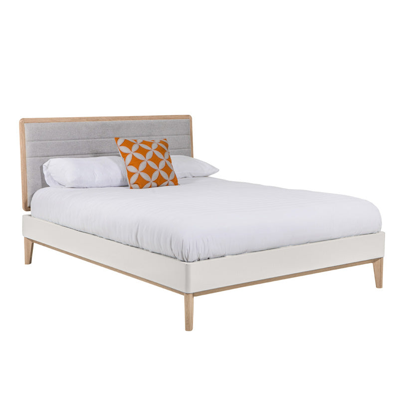 Marley Bed 5' - Cashmere Oak